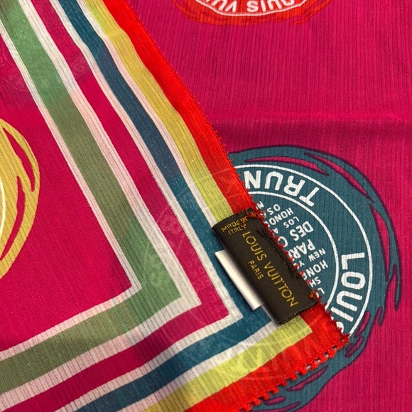 Louis Vuitton Cotton & Silk Trunks & Bags Multicolor Square Scarf with Box. - Picture 4 of 12